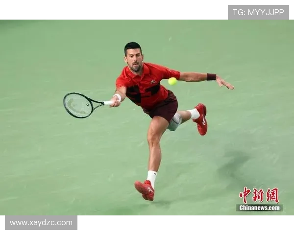 德约科维奇强势逆转再夺冠军掀起网坛新风暴年轻球员挑战格局重塑