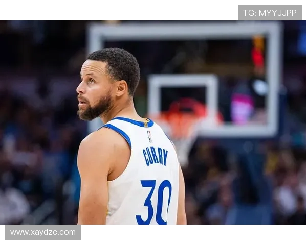 最新NBA战报：勇士逆转湖人轻松取胜，库里爆发全场砍下45分